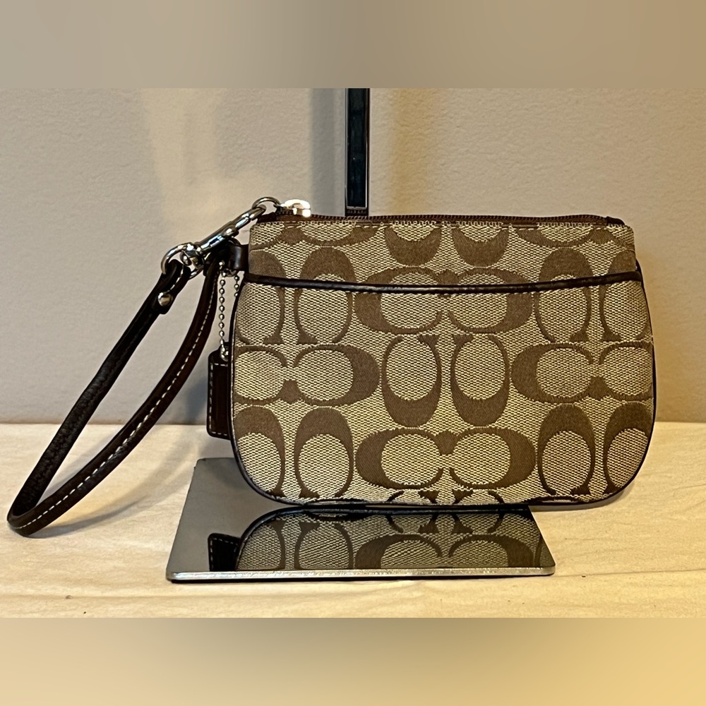 COACH Signature Jacquard Brown Wristlet/Wallet - GUC